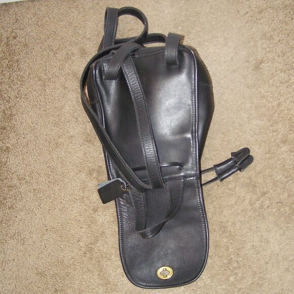 Vintage COACH black leather Backpack - Picture 12 of 14